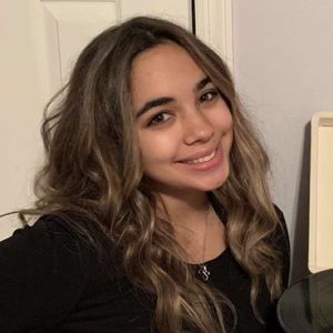 Meet your Posher, Eliana